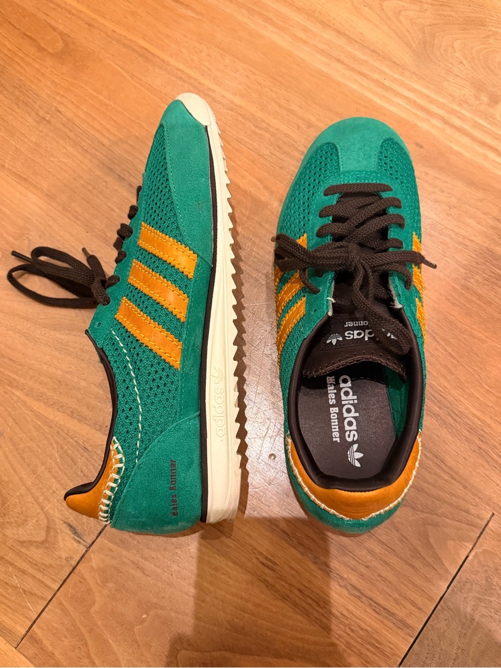 Wales Bonner Adidas Limited Edition Green & Orange Low-Top Running Sneakers